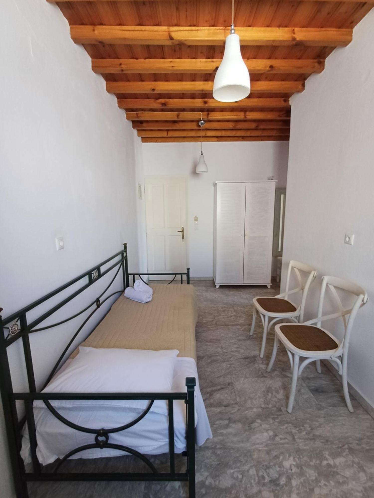 Manos Rooms Mykonos Town Exterior foto