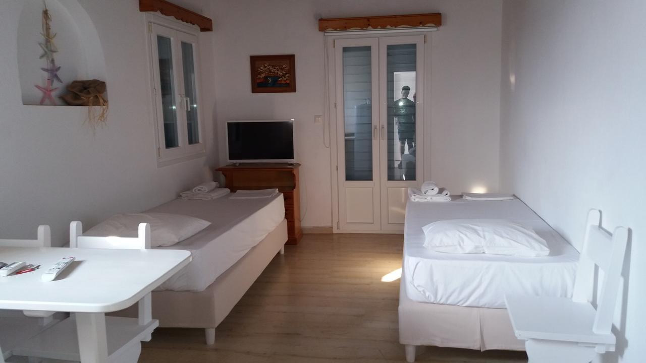 Manos Rooms Mykonos Town Exterior foto